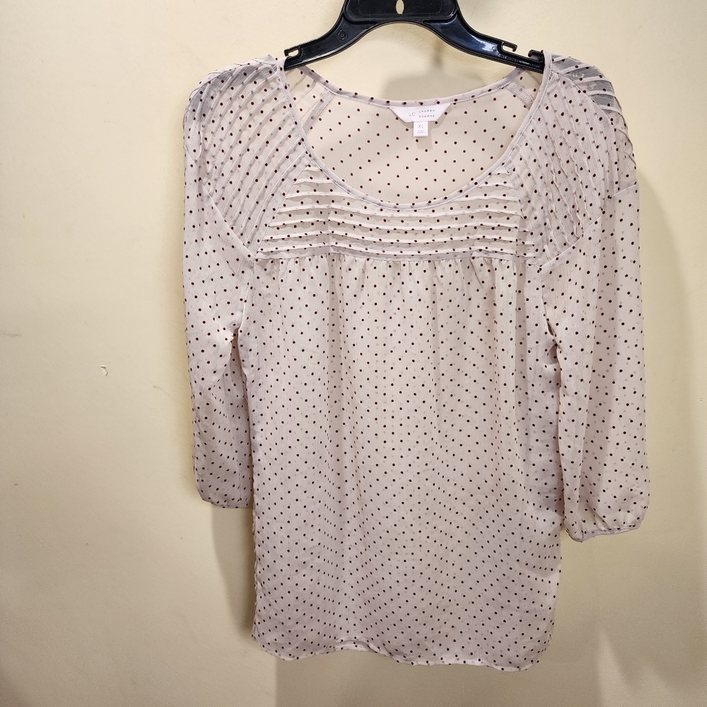 LC Lauren Conrad Cream and Red Polka Dot light weight blouse size L fits M